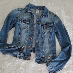 H&M DISTRESSED DENIM JACKET XS
